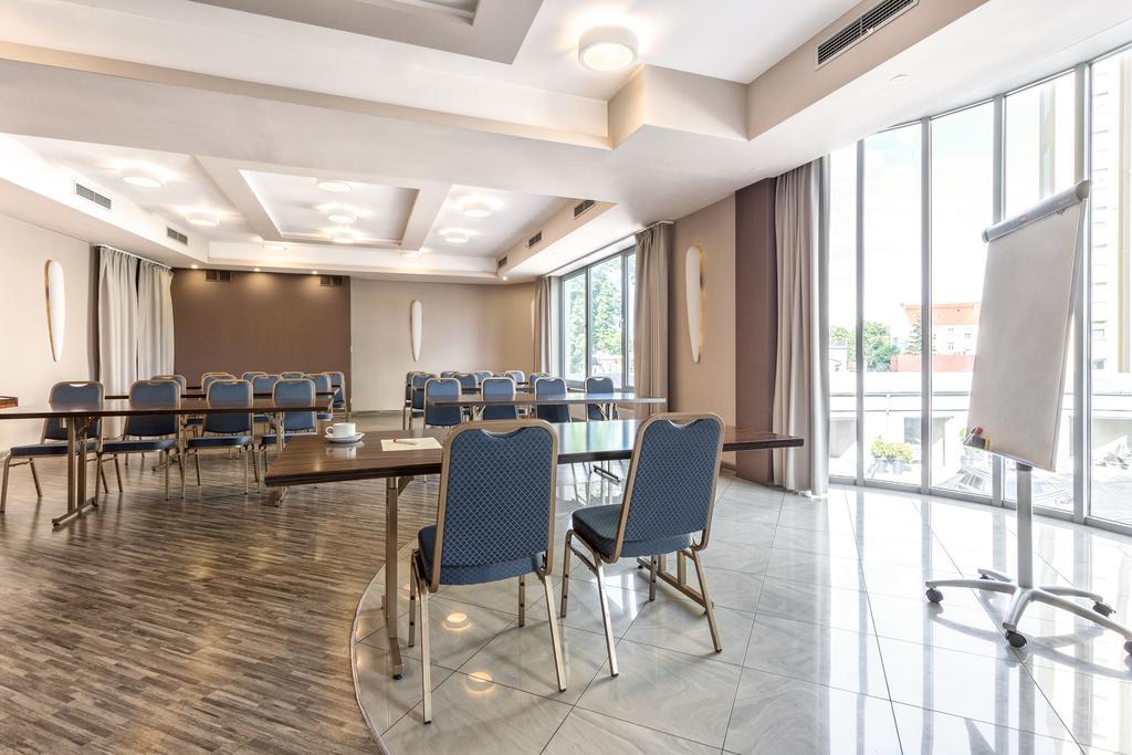 Hotel Kaliski Słubice Εξωτερικό φωτογραφία